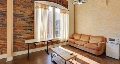Pet-Friendly Studio in Historic Dtwn Marshall!
