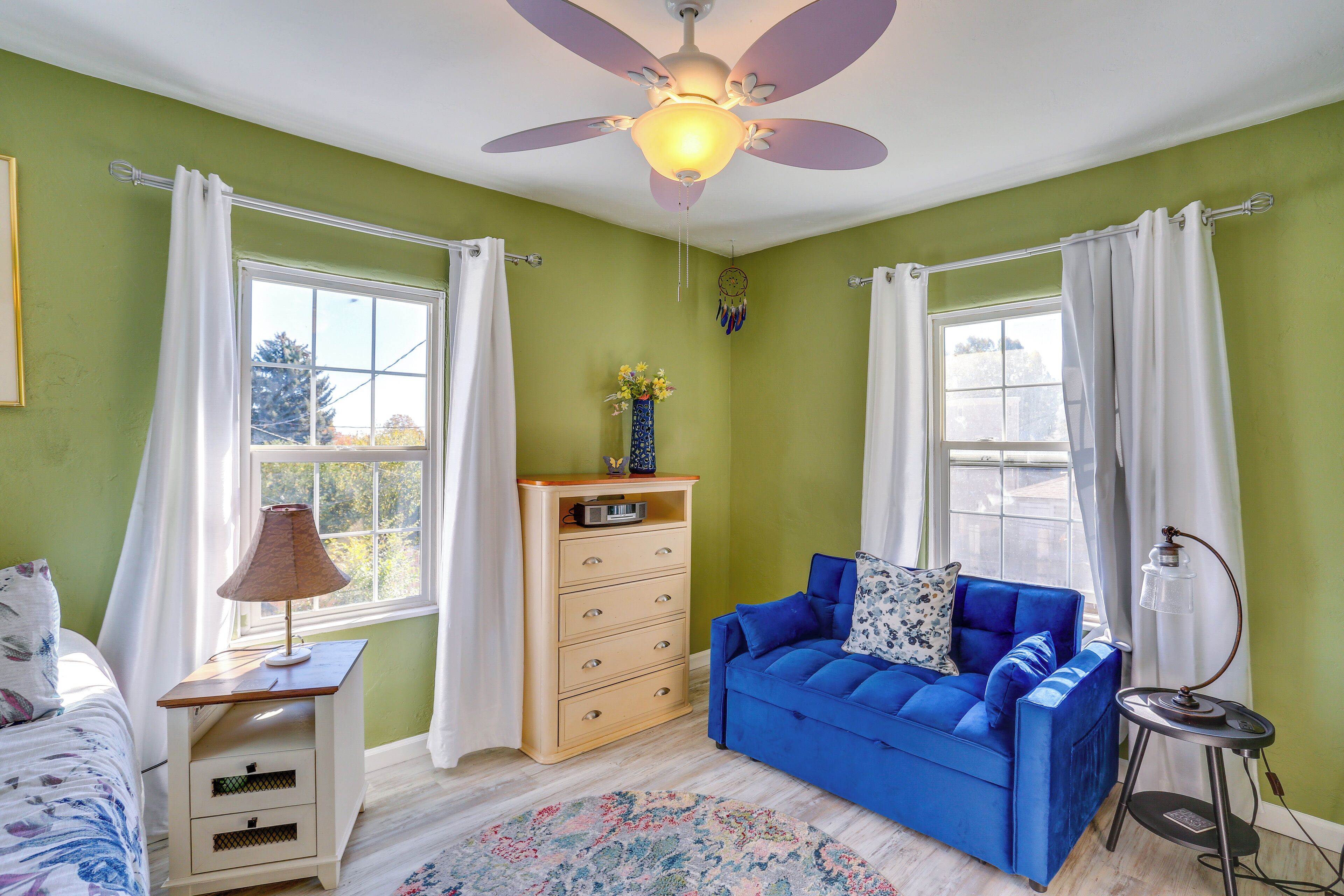 1 間睡房、熨斗/熨衫板、可攜式嬰兒床、上網