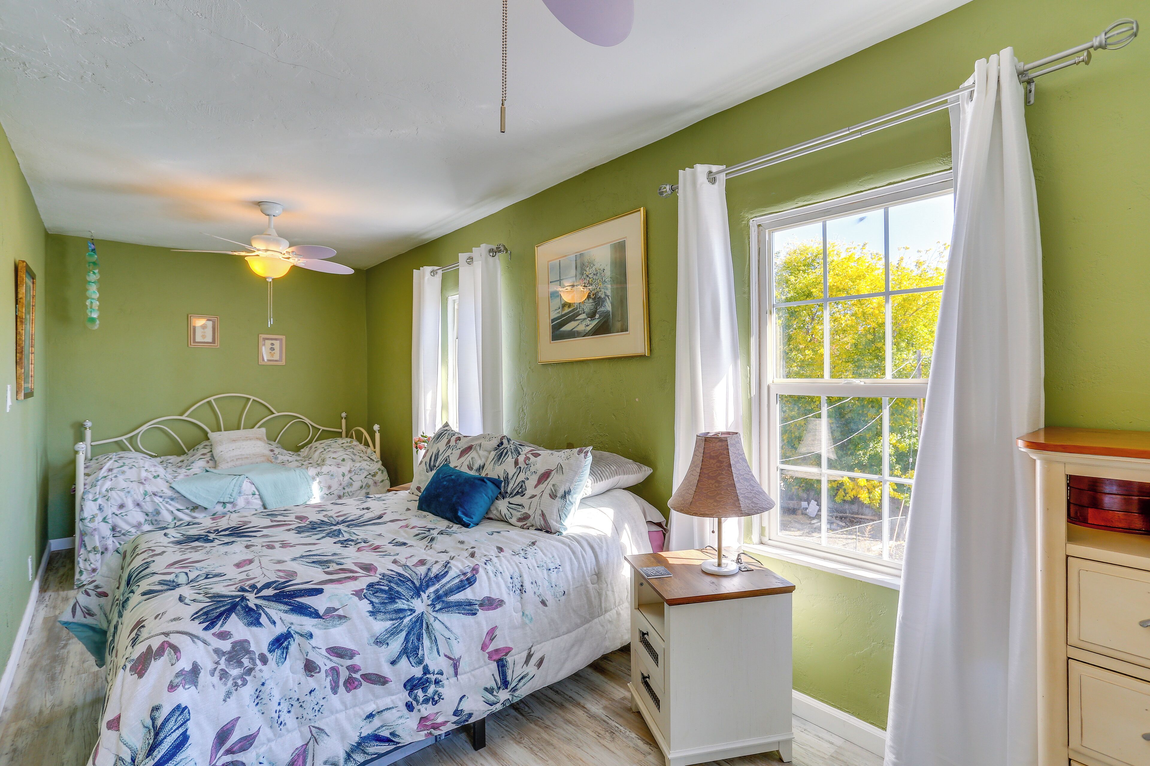 1 Schlafzimmer, Bügeleisen/Bügelbrett, Reisekinderbett, Internetzugang