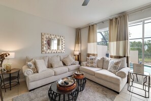 TV, video games, ping pong, books - Family-Friendly Resort Getaway: 5 Mi to Disney! (Kissimmee)