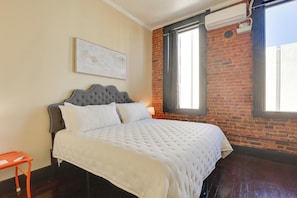 Desk, iron/ironing board, internet, bed sheets