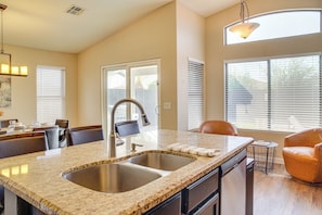 Interior - 2 Mi to Surprise Stadium! Snowbird Haven w/ Pool (Surprise)