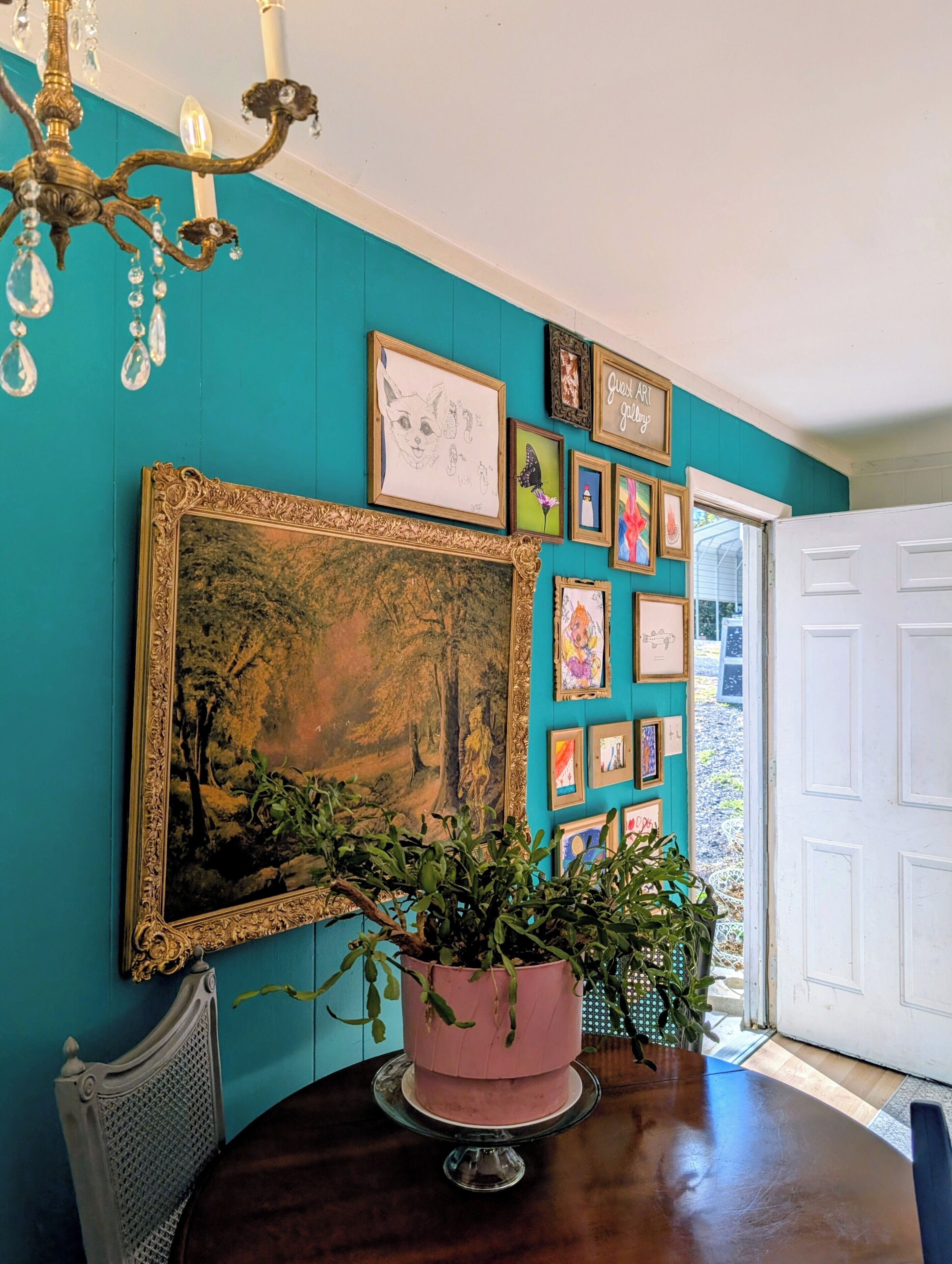 المنشأة من الداخل