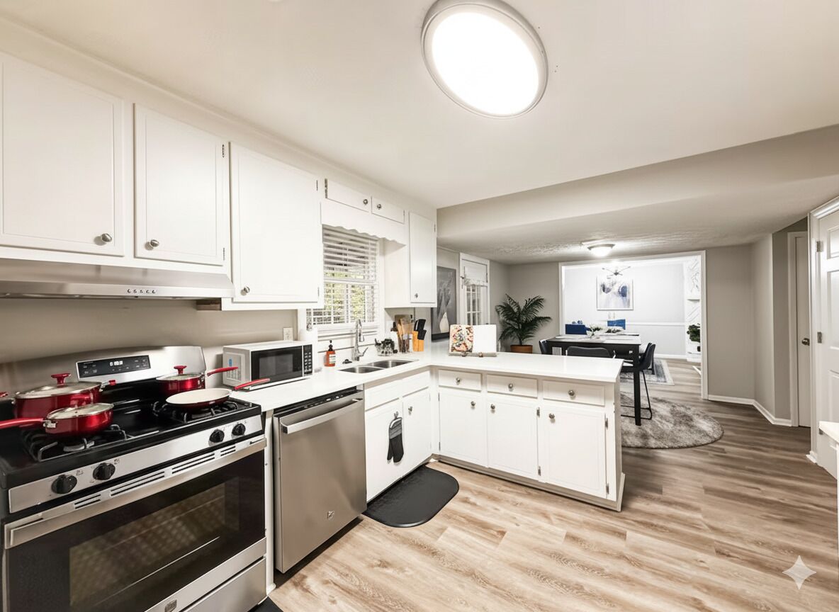 Jääkaappi, mikroaaltouuni, liesi, astianpesukone