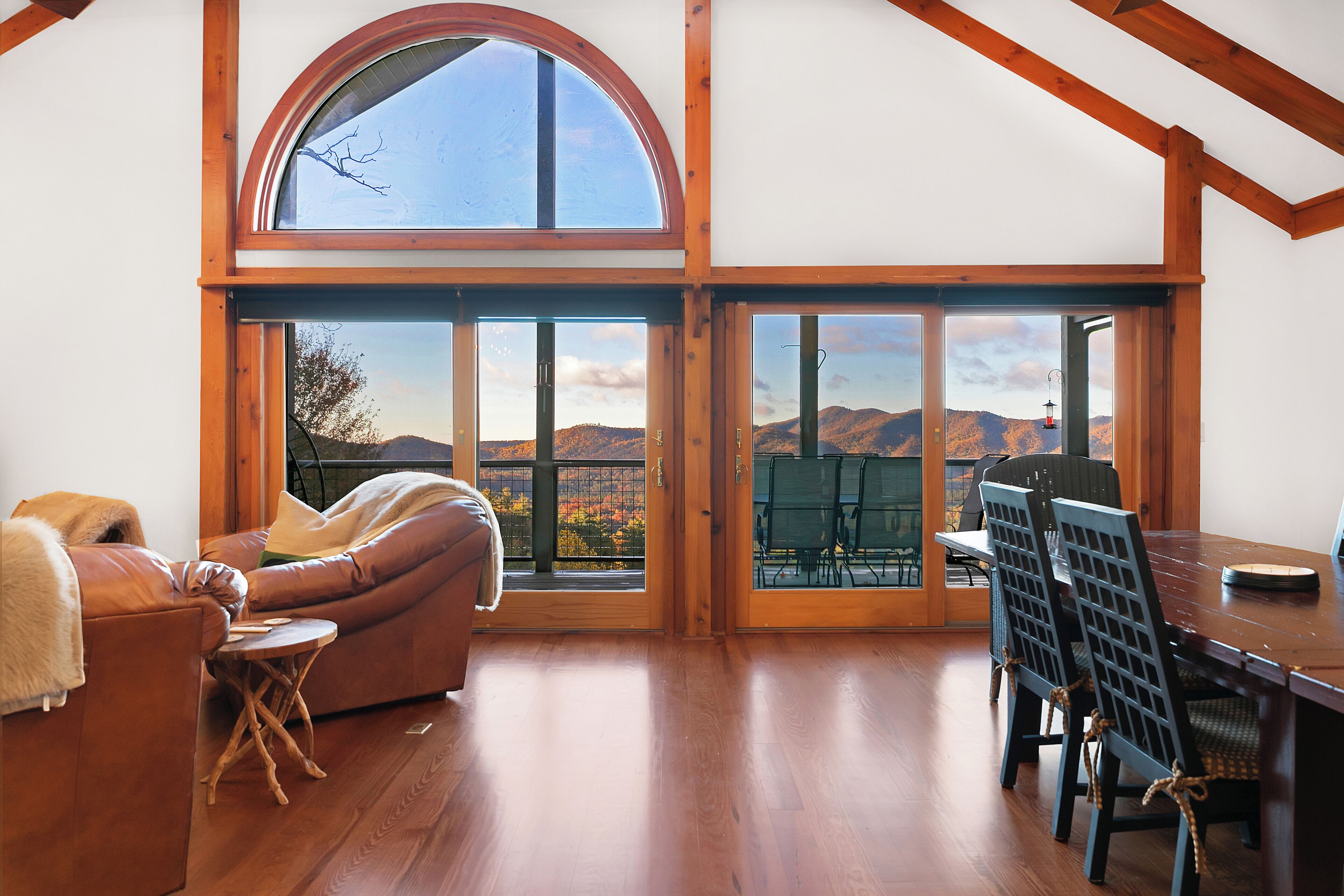 Luxury Mountain Retreat Game Room +Resort Access - Sapphire, NC