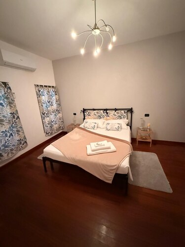 La Corte Guesthouse cozy affttacamere in historic center of Cornate d'Adda