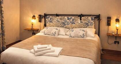 La Corte Guesthouse – Independent stay with private garden near Milan