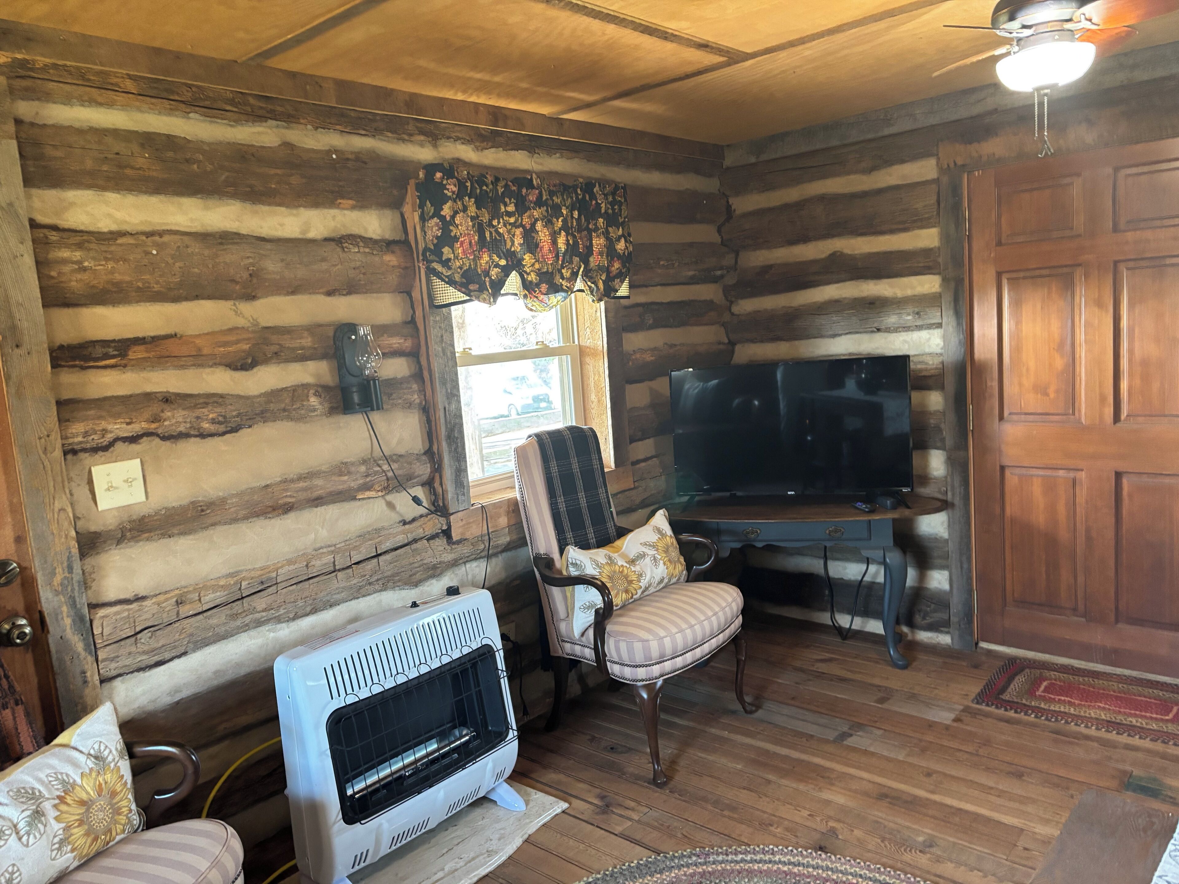 Come Stay On The Farm, Pet Friendly! Music City, Galax Va. Blue Ridge Mountains. - Galax, VA