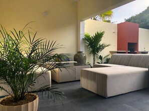 Terrace/patio - 2BR ground level Villa at a TOP location with private Pool ! (Noord)