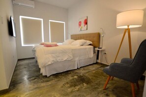 3 bedrooms, iron/ironing board, travel cot, WiFi - The best 3BR Villa 5BR in Aruba at a perfect location ! (Palm Beach)