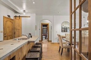 Interior - Creekside Den - Hot Tub, Backyard w/ Creek (Kings Beach)