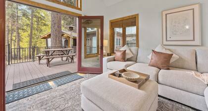 Creekside Den - Hot Tub, Walk to Beach