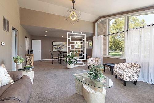 Stay in the heart of downtown Highland in this spacious luxury loft!