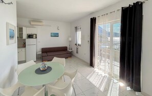 Interior - Nice apartment in Podgora with WiFi (Podgora)