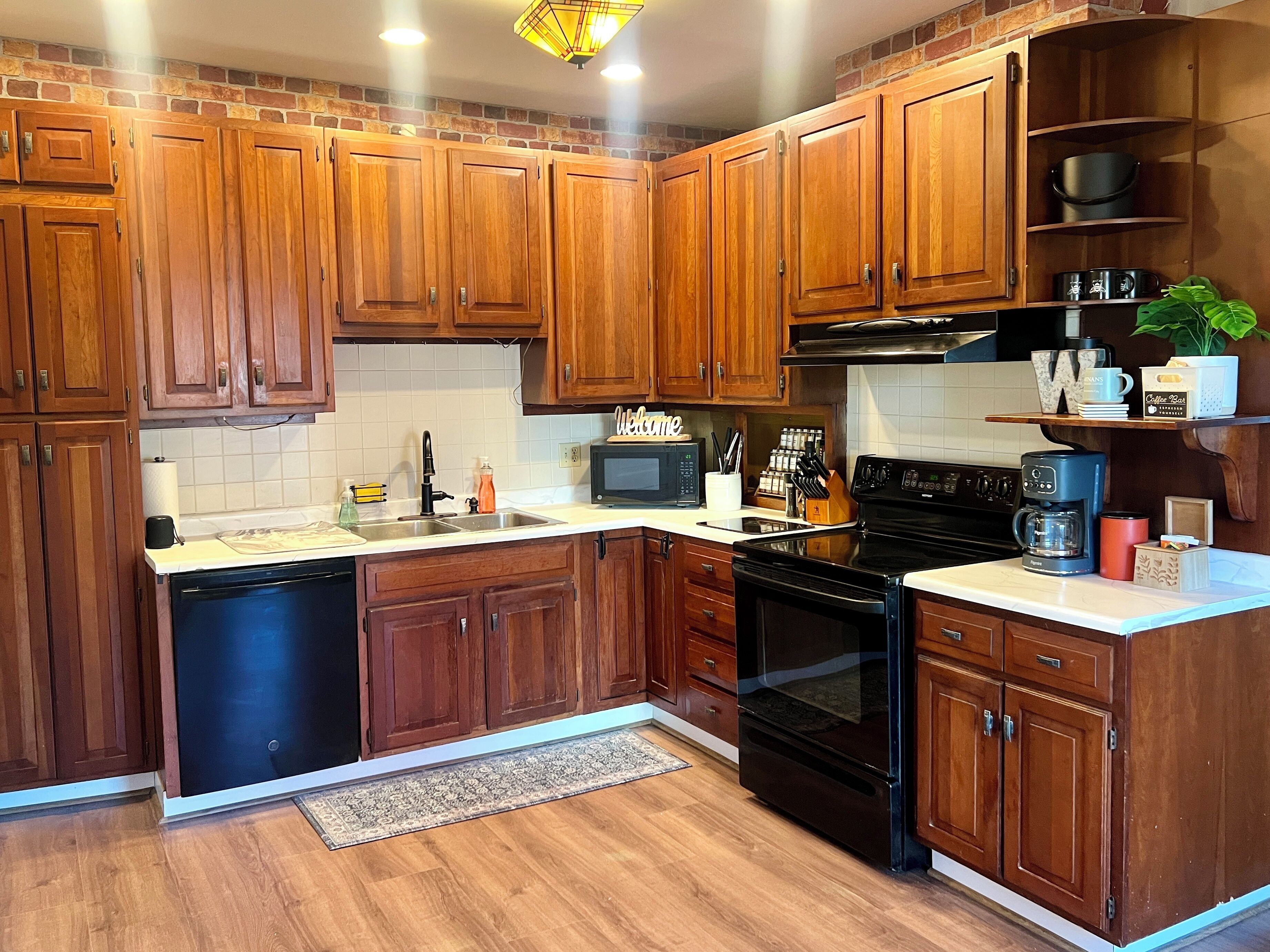 Microwave, oven, stovetop, dishwasher