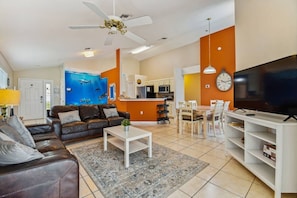 Flat-screen TV - 4BR Lake Berkley Home w/ Private Pool (Kissimmee)
