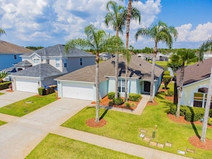 Exterior - 4BR Lake Berkley Home w/ Private Pool (Kissimmee)