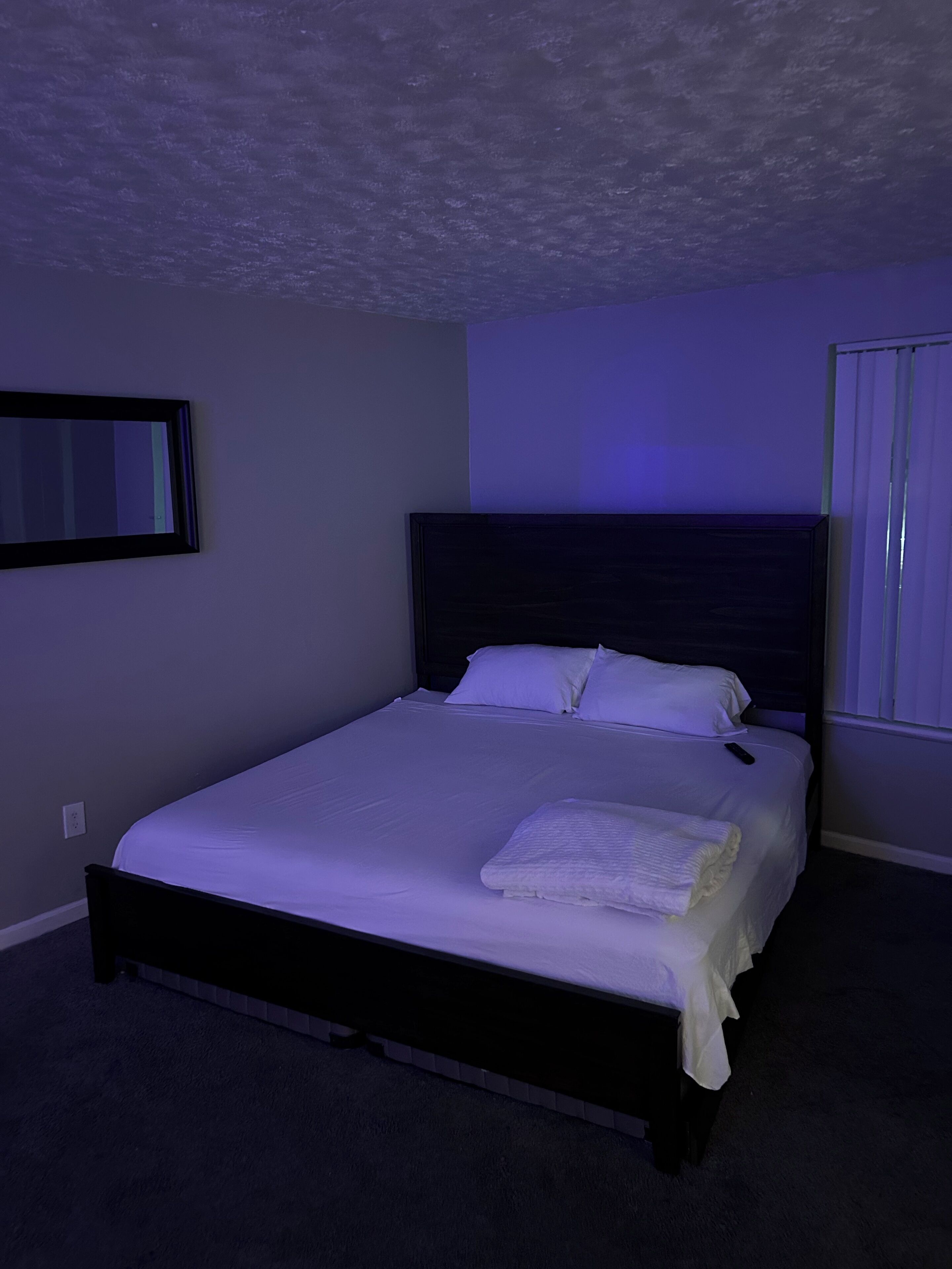 2 bedrooms, WiFi, bed sheets, wheelchair access