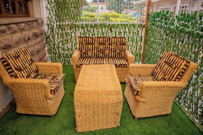 Property grounds - Endalo Studio — Cozy Escape (Nairobi)