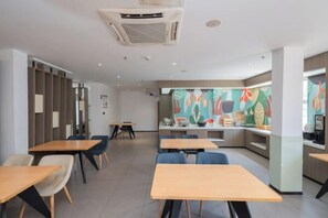 Restaurant - HanTing Hotel (Shanghai Hongqiao Railway Station) (Shanghai)