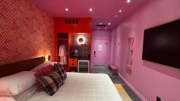 Double Room, Patio | Free WiFi