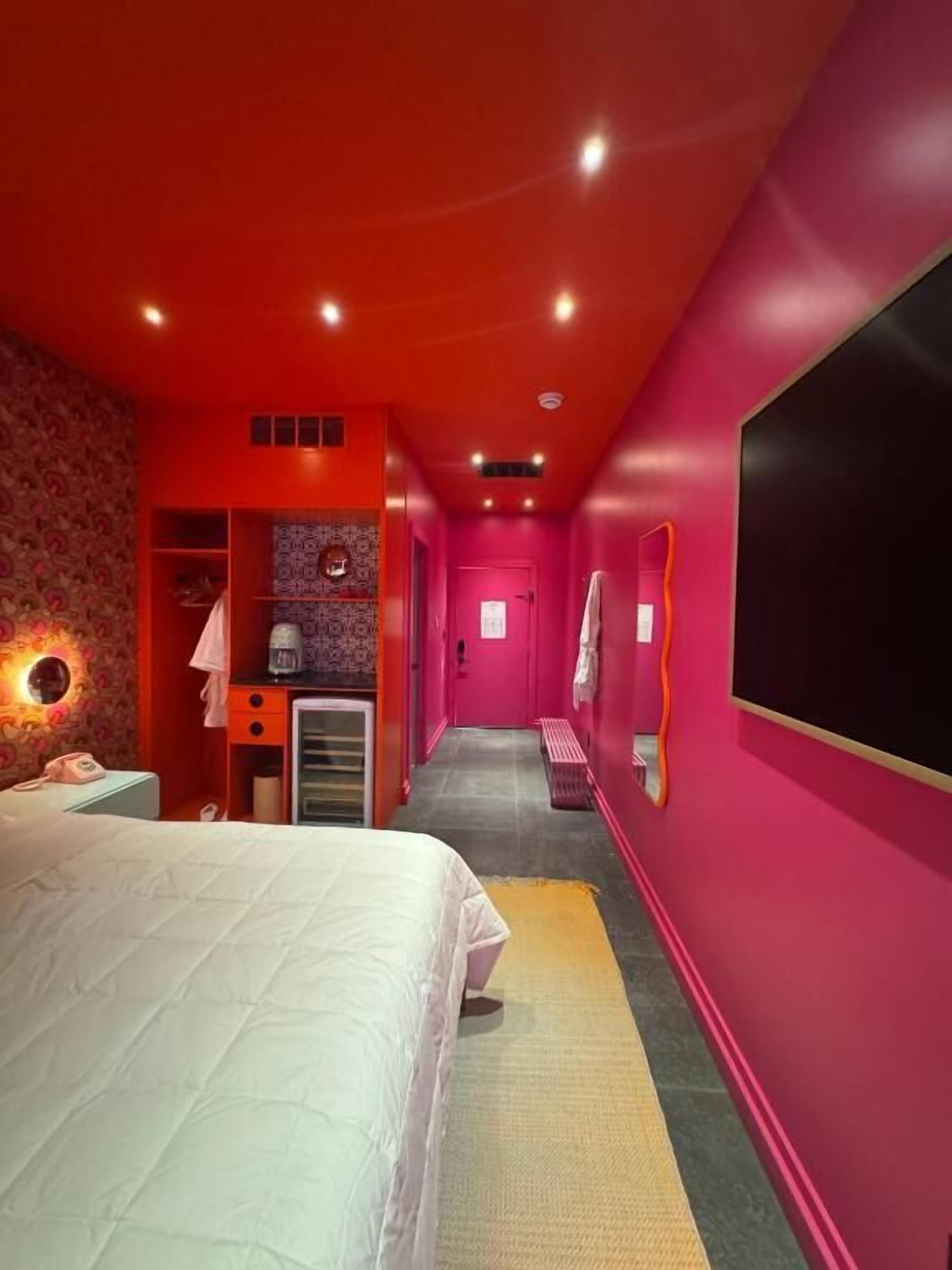 Double Room, Patio | Free WiFi