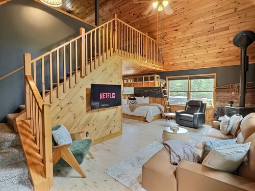 Cabin in Ellicottville, Fire Place & Hot Tub