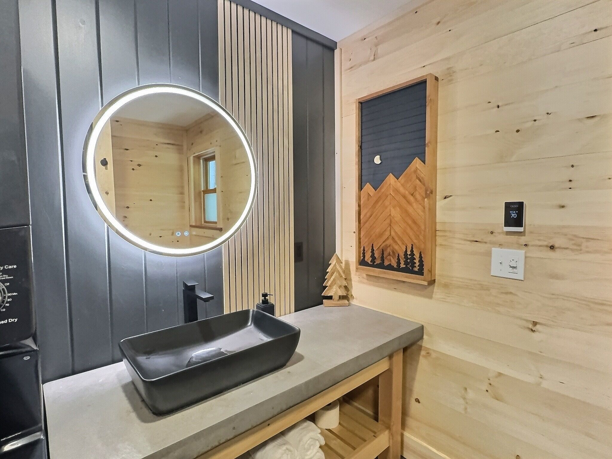 المنشأة من الداخل