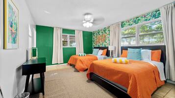 4 bedrooms, desk, iron/ironing board, travel cot