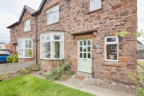 House | 3 bedrooms - Host Stay Highgarth (Seahouses)