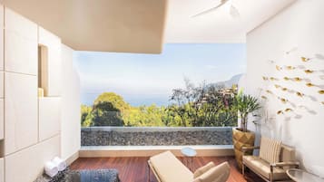 Sanctuary Two Bedroom Suite | Terrace/patio