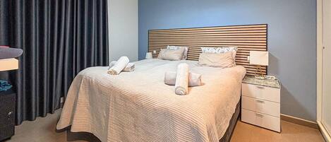 3 bedrooms, travel crib, free WiFi