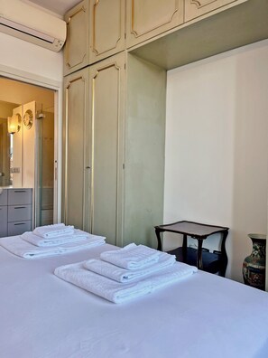 Seterika/papan seterika, Wi-fi percuma