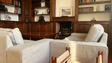 ๊ฑฐ์ค ๊ณต๊ฐ