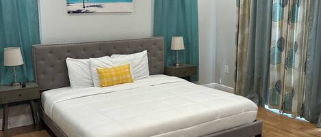 2 habitaciones, tabla de planchar con plancha, wifi y ropa de cama