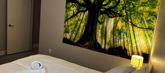 Raccoon - Private Basement Unit near Downtown and the vibrant 17th Avenue