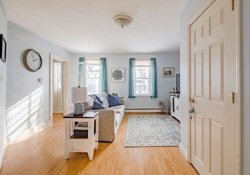 Westwind on Winter St - 2 bedroom townhouse apartment near downtown Topsham/Brunswick