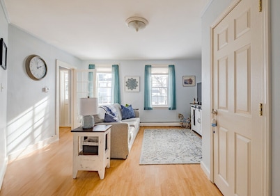 Westwind on Winter St - 2 bedroom townhouse apartment near downtown Topsham/Brunswick