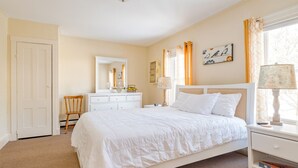 Unclassified image, 5 of 35, button - Westwind on Winter St - 2 bedroom townhouse apartment near downtown Topsham/Brunswick (Topsham)