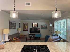 Interior - Charming Masters Cottage within a short walk <1 mile to the Augusta National. (Augusta)