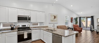 Welcoming 4-bedroom house with comfort in Glendale