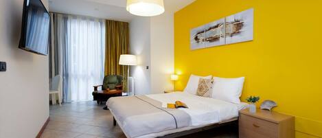 1 chambre, fer et planche à repasser, Wi-Fi, draps fournis