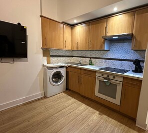 Apartment, 2 Bedrooms | Laundry - Stunning 2 Bedroom Apartment in Central London (London)