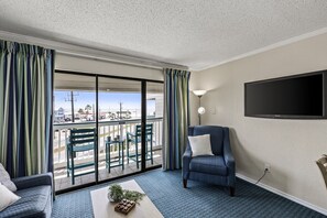 TV - Casa Del Mar Beachfront Condo |Angled Gulf View |Galveston Island (Galveston)
