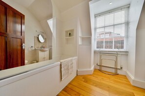 Towels, soap, toilet paper