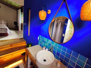 1 habitación, internet y ropa de cama 