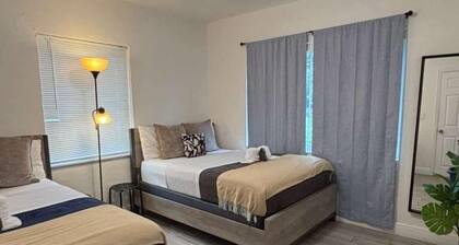 2-bedroom villa in awesome Miami with, AC