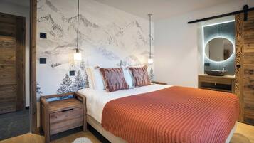 5 chambres, fer et planche à repasser, Wi-Fi, draps fournis