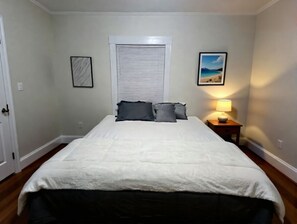 4 habitaciones, tabla de planchar con plancha y wifi