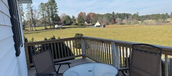 stay on the farm! Charming 1-bedroom cottage blue ridge mountains Galax Va.